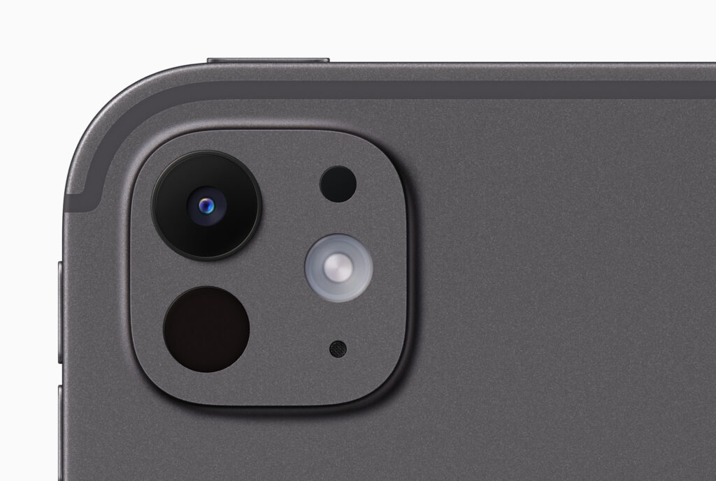 Apple iPad Pro cameras 240507